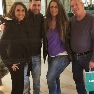 Meet your Posher, Cindy